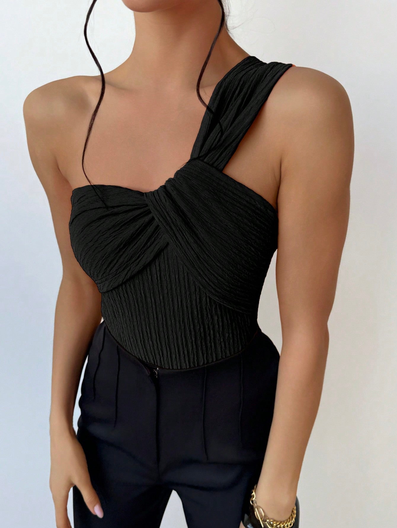 Body Ombro Único Elegante