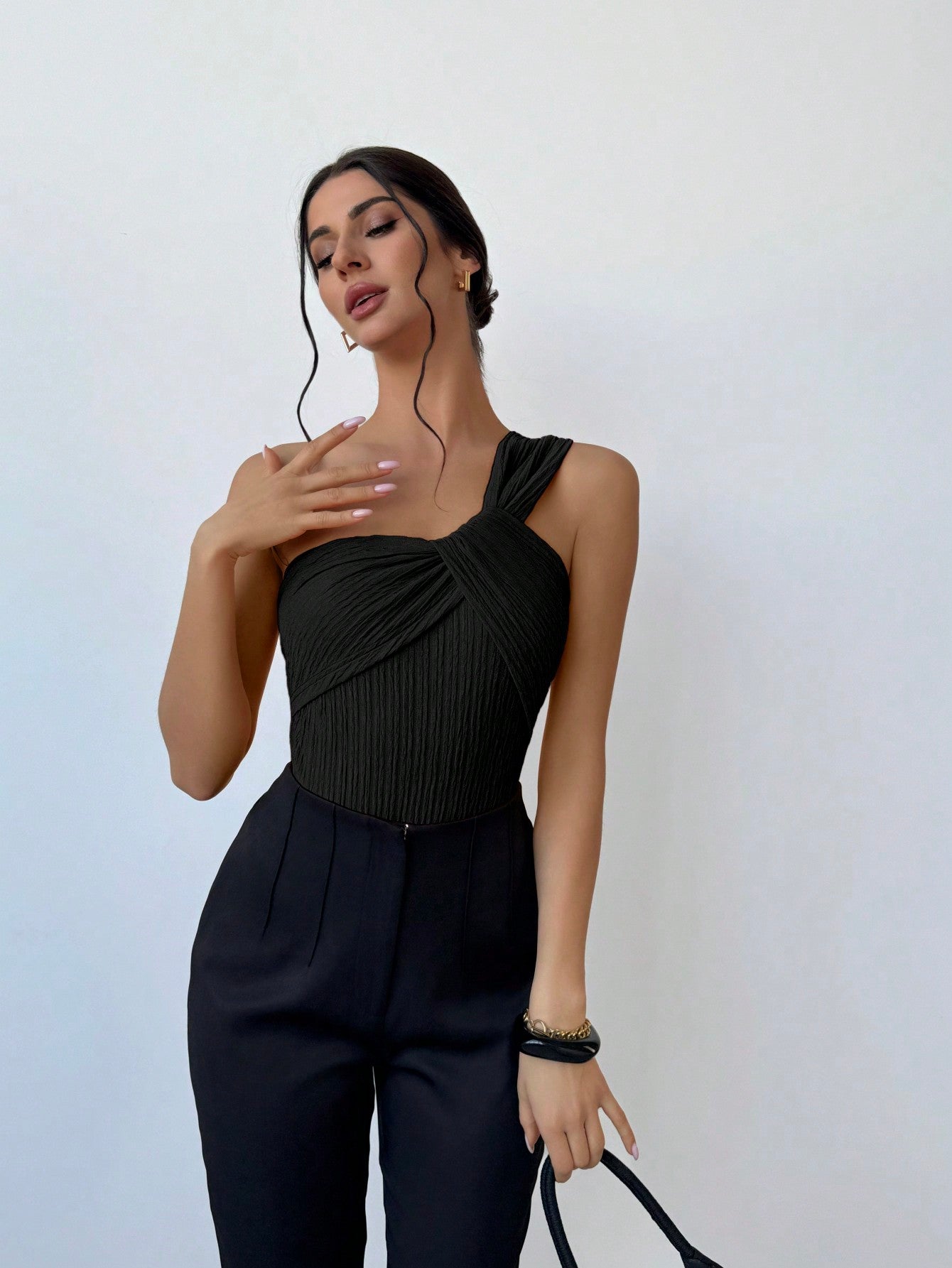 Body Ombro Único Elegante