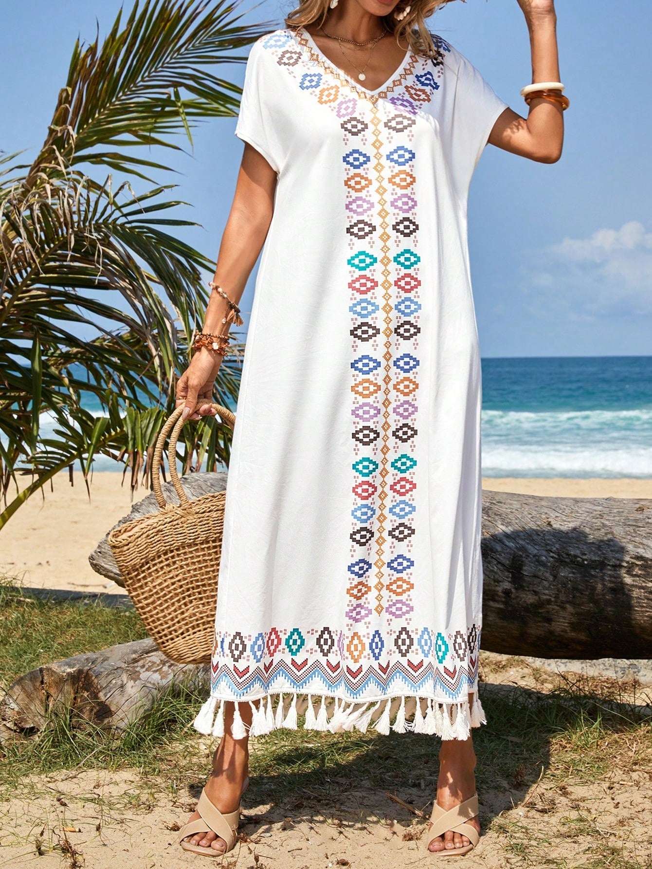 Vestido com Estampa Geográfica