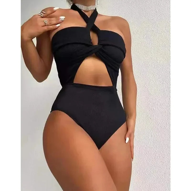 Maiô Praia Elegance com Decote Halter e Cintura Alta