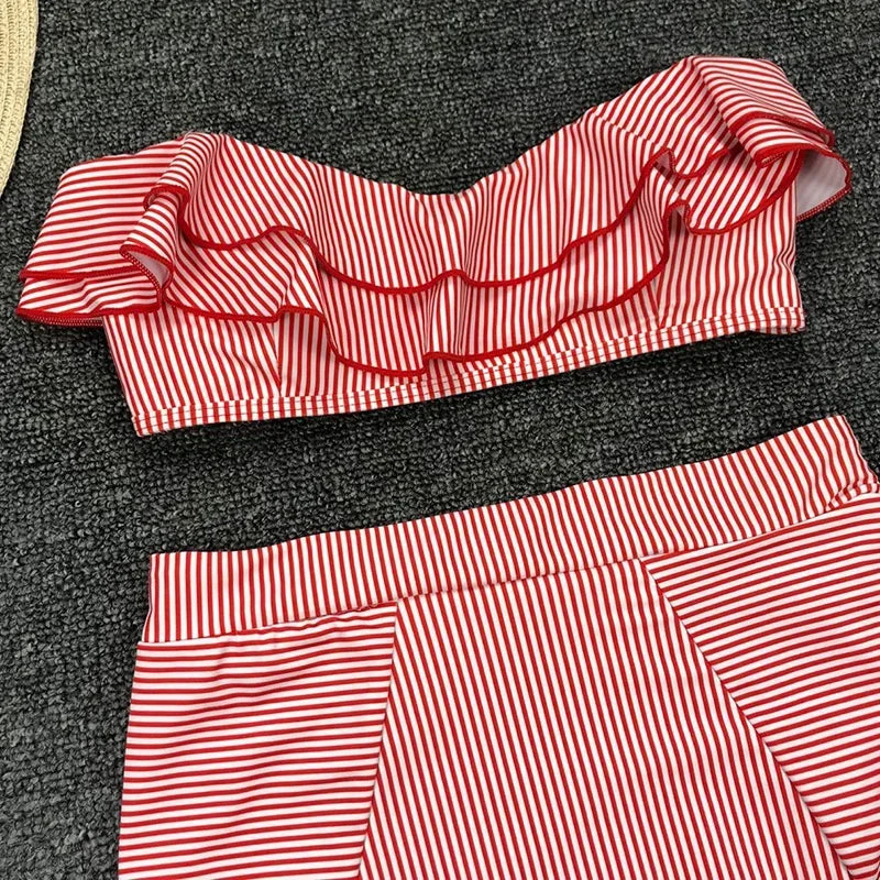 Biquíni Retrô em listras