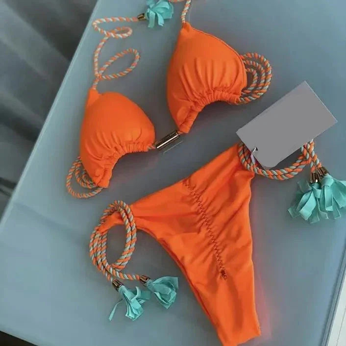 Biquíni de Cordas em Cores Vibrantes