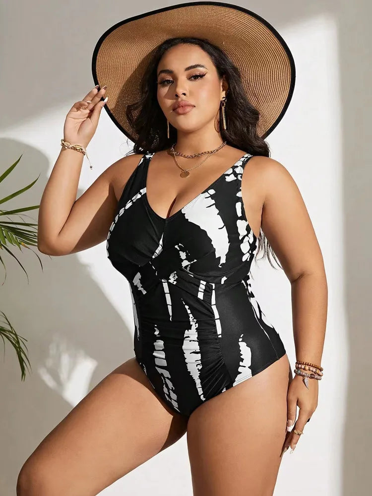 Maio Plus Size Preto e Branco