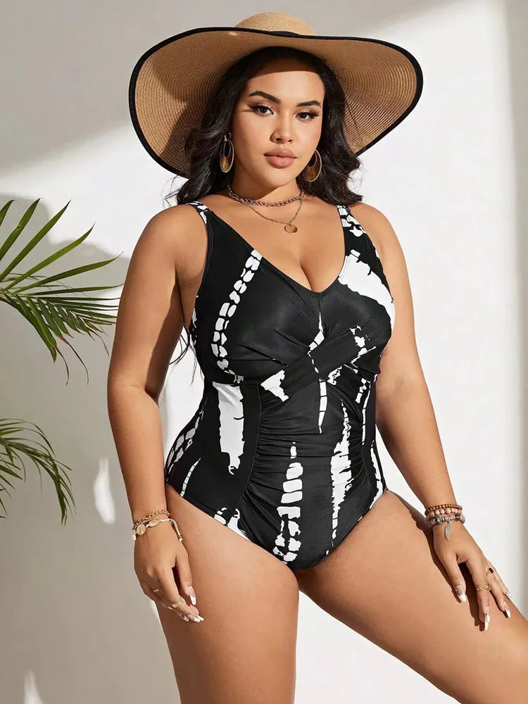Maio Plus Size Preto e Branco