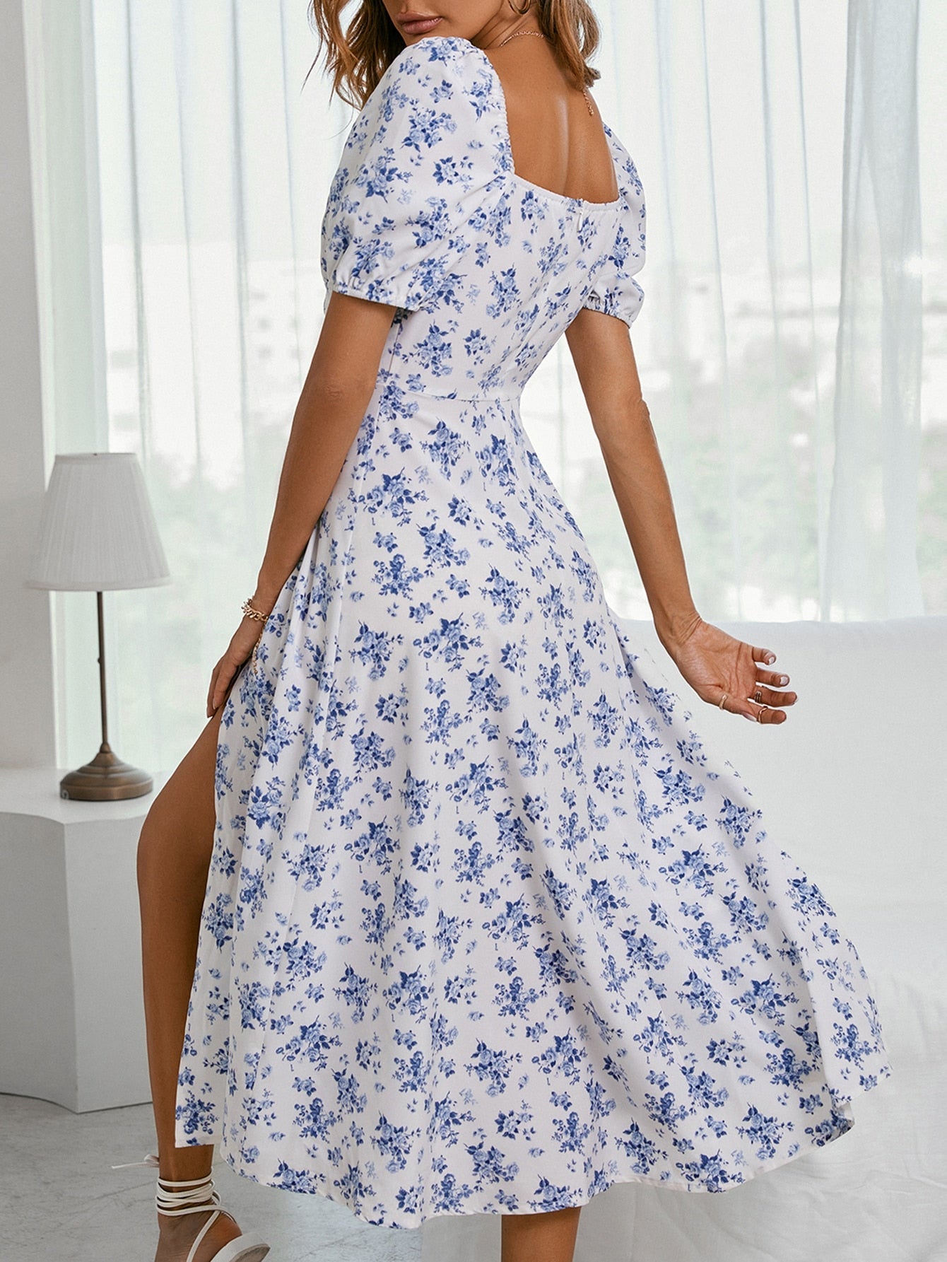 Vestido Longo Floral com Fenda e Nó