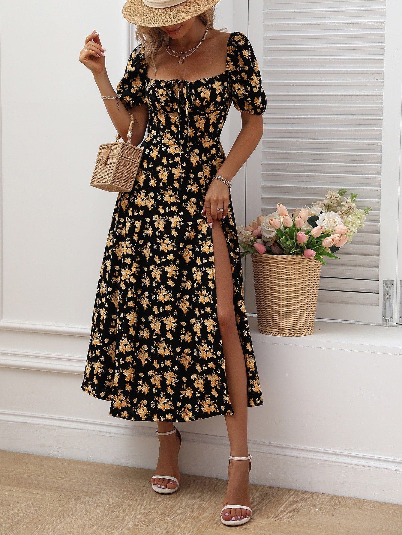 Vestido Longo Floral com Fenda e Nó