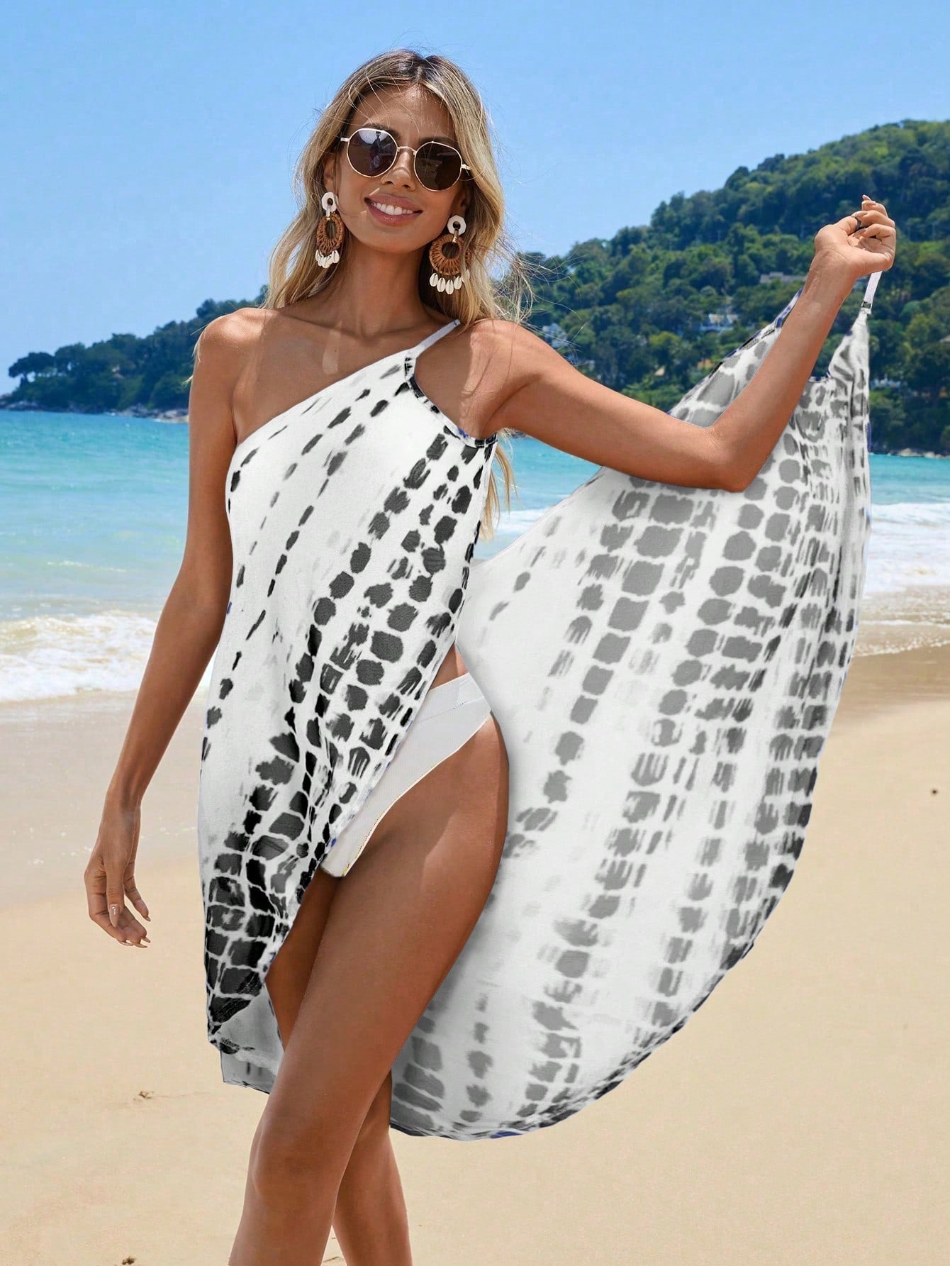 Saída Kimono Floral com Alças Finas