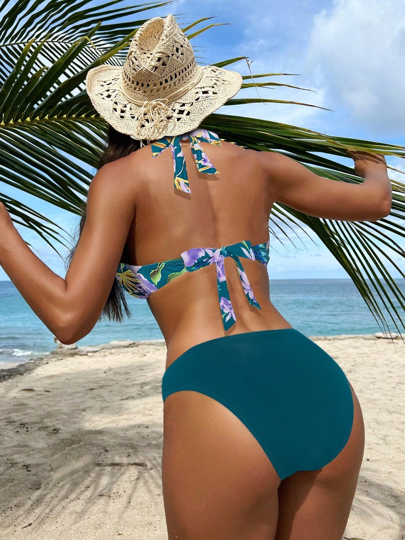 Biquíni Feminino Estampa Floral Tropical