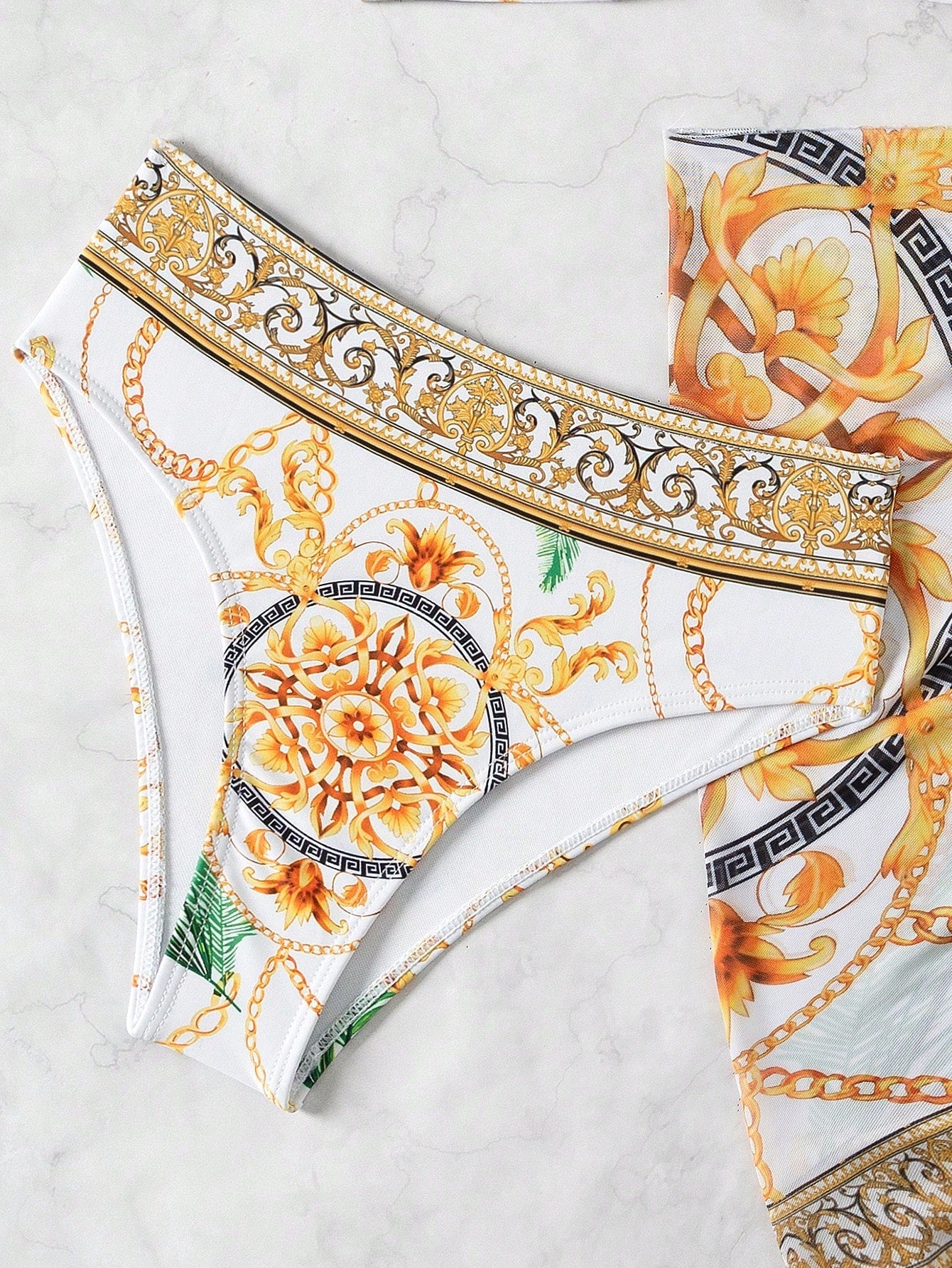 Conjunto de 3 Peças com Sutiã Push-Up