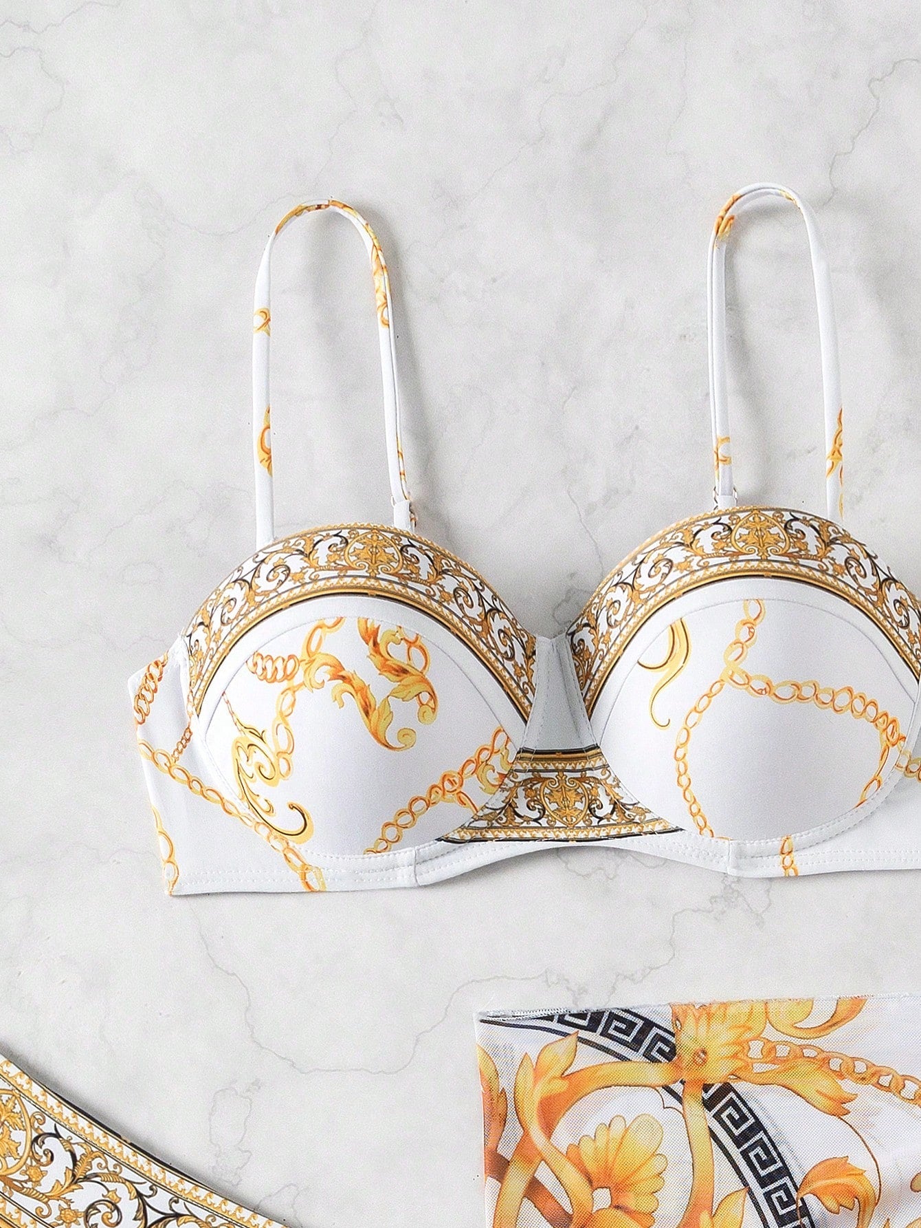 Conjunto de 3 Peças com Sutiã Push-Up