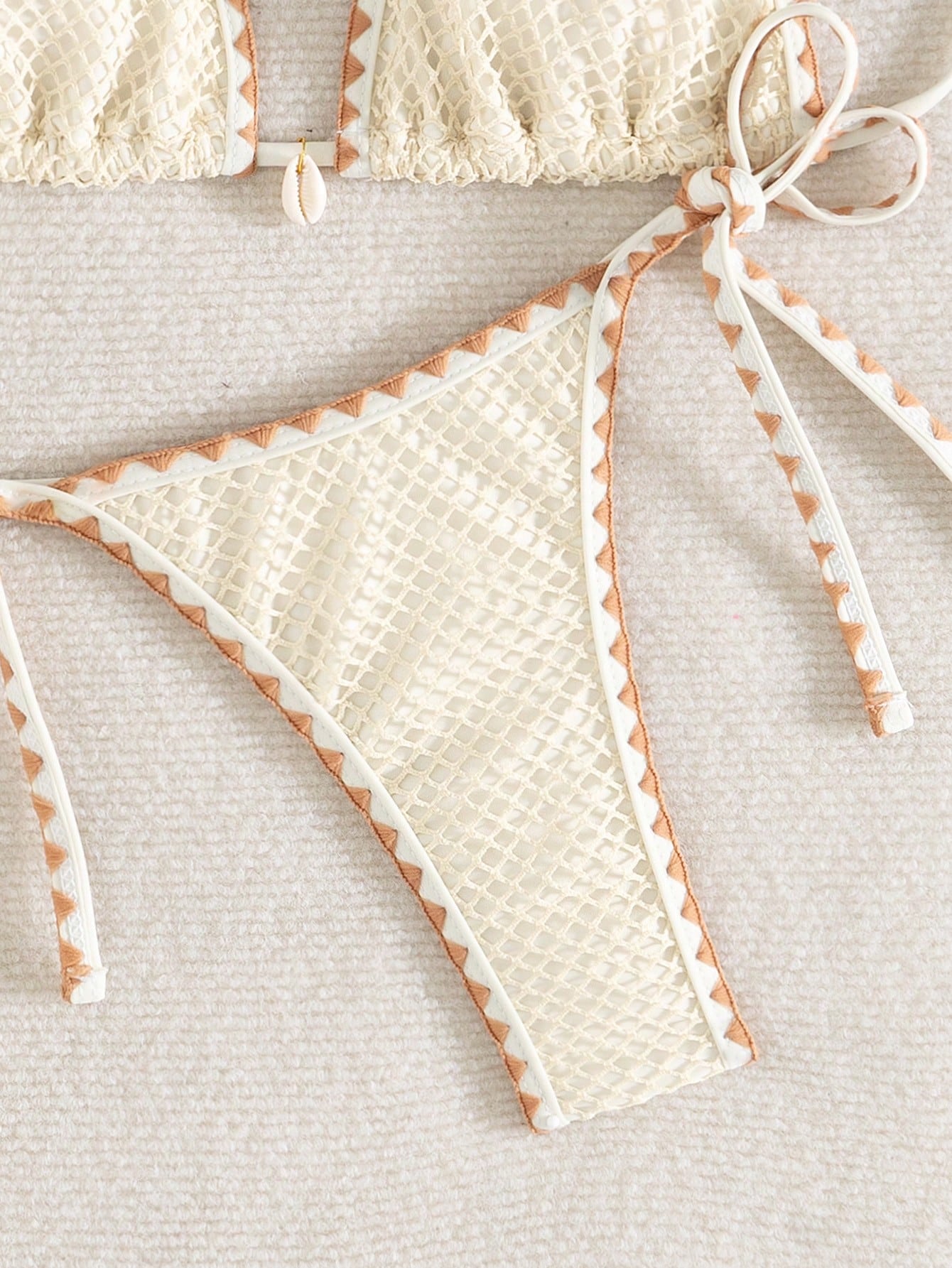 Biquíni Casual com Alça no Pescoço