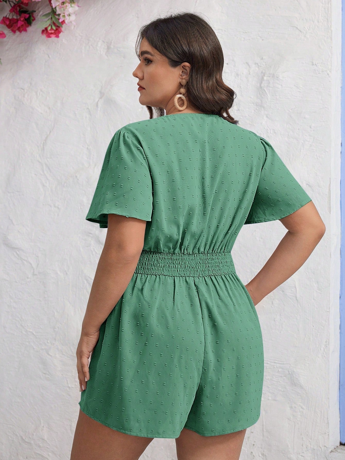 Macaquinho Plus Size Com Amarração Frontal