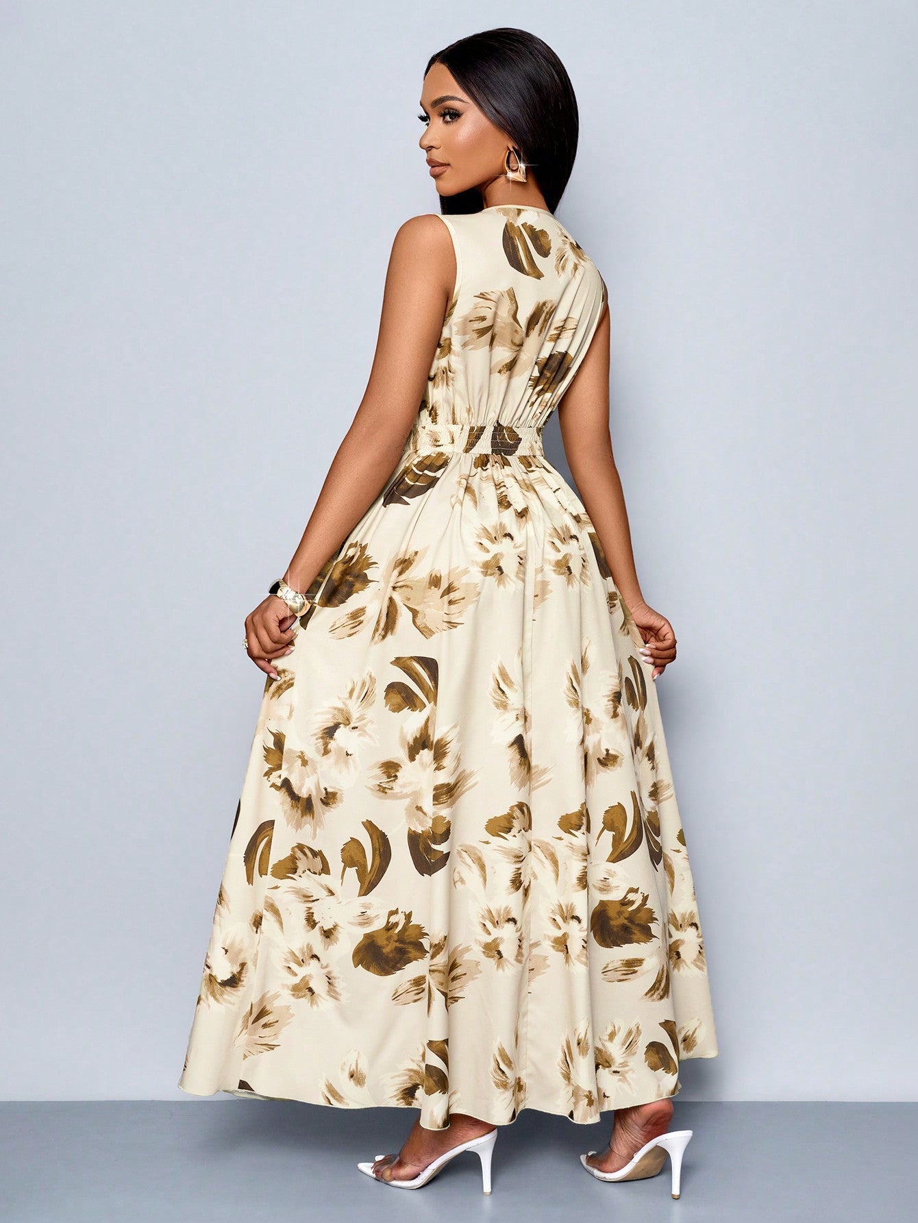 Vestido Longo Com Estampa Tropical