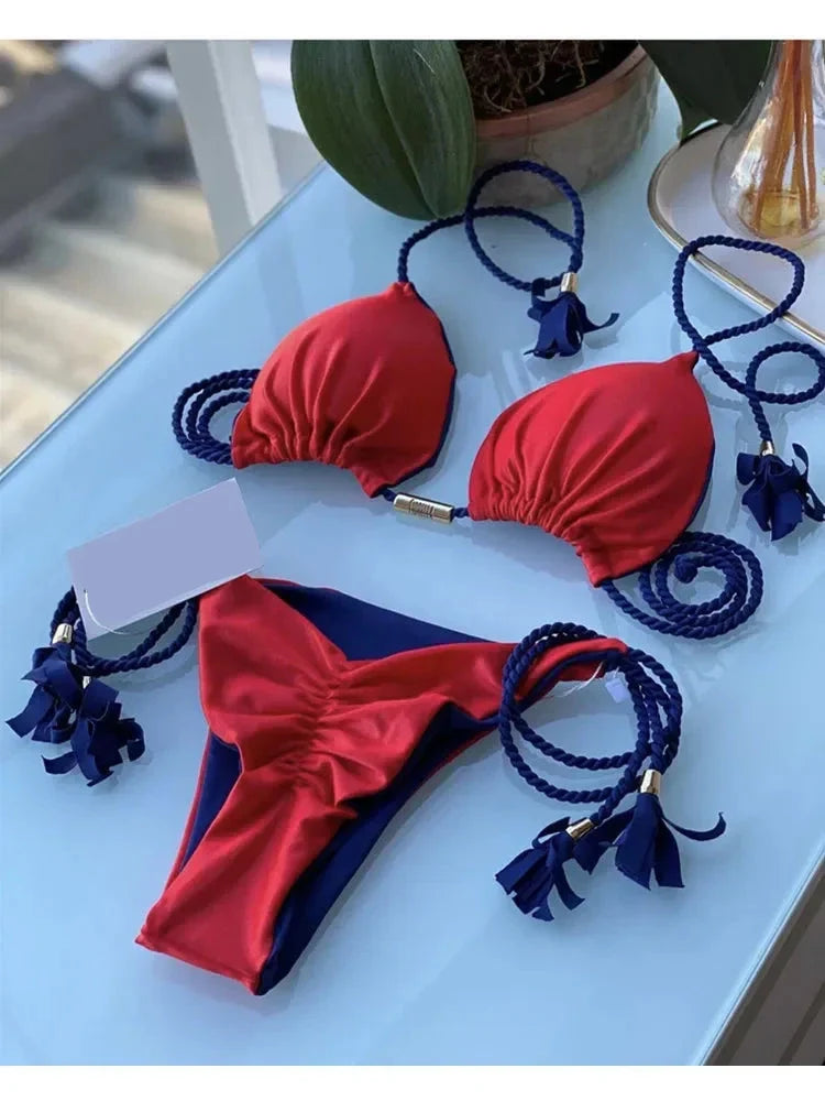 Biquíni de Cordas em Cores Vibrantes