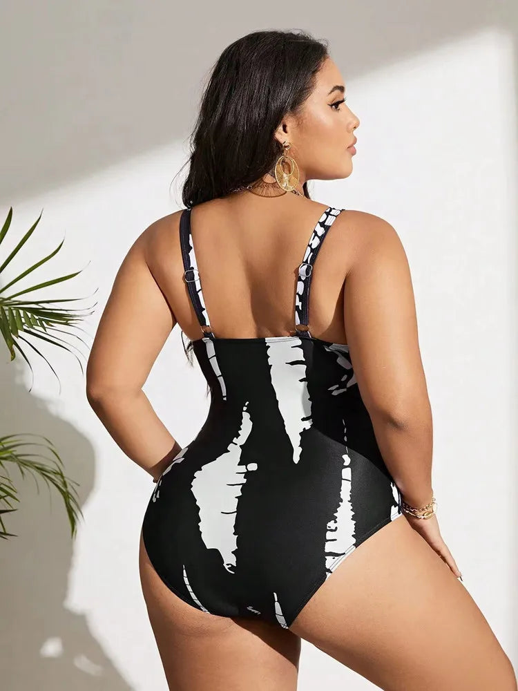 Maio Plus Size Preto e Branco