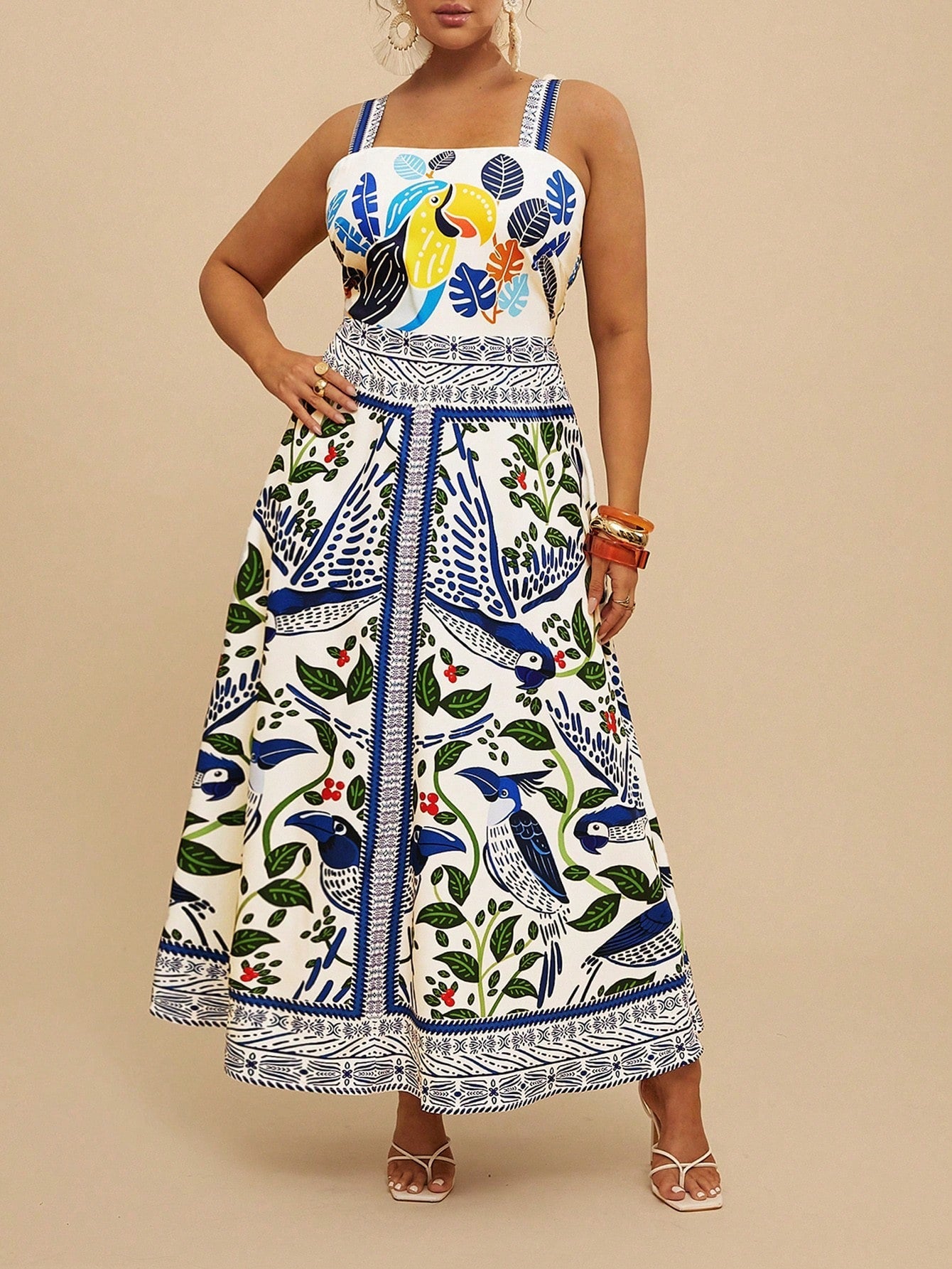 Vestido Plus Size Longo Elegante Tropical