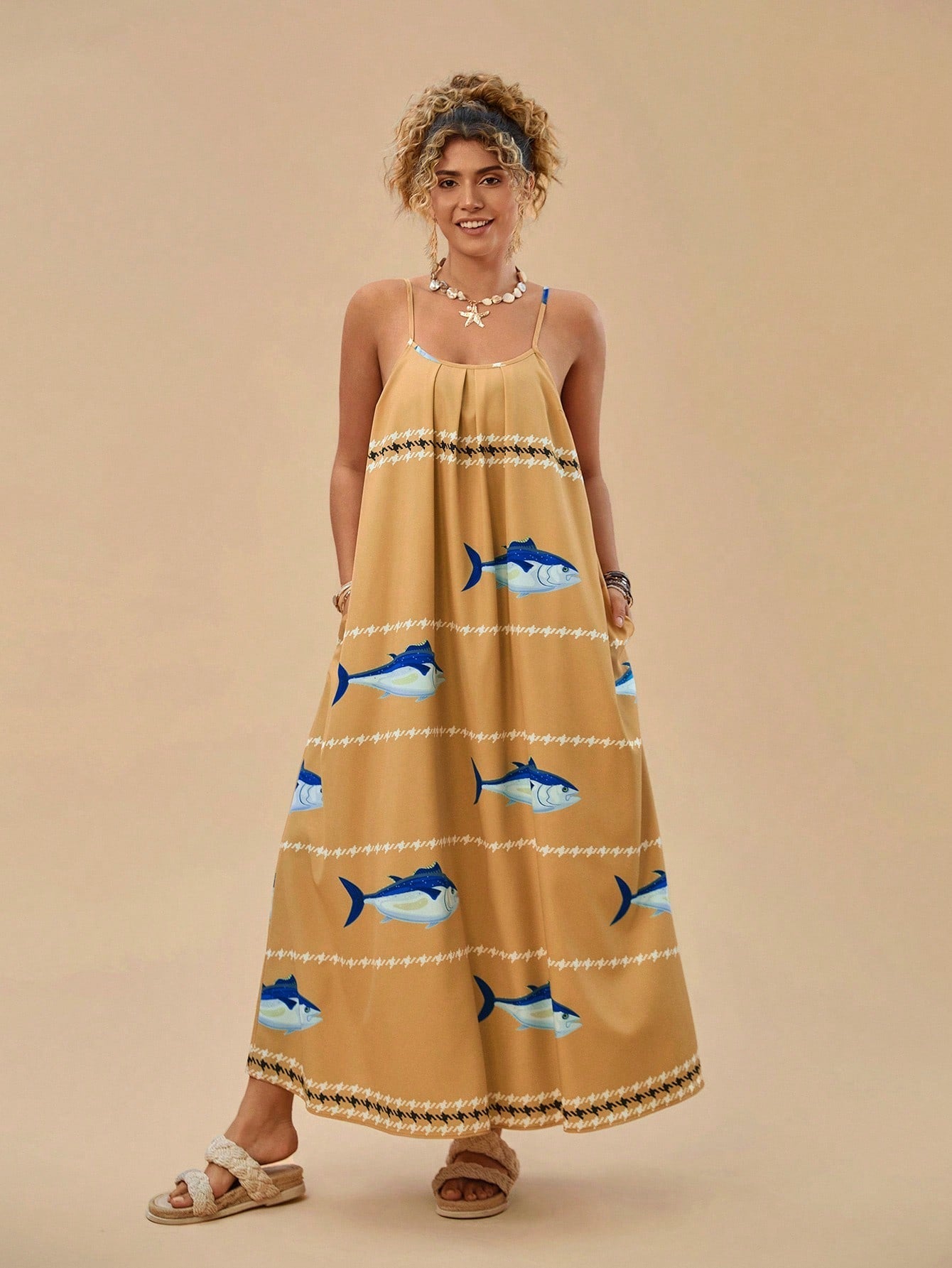 Vestido Longo Plus Size Oceano Dourado