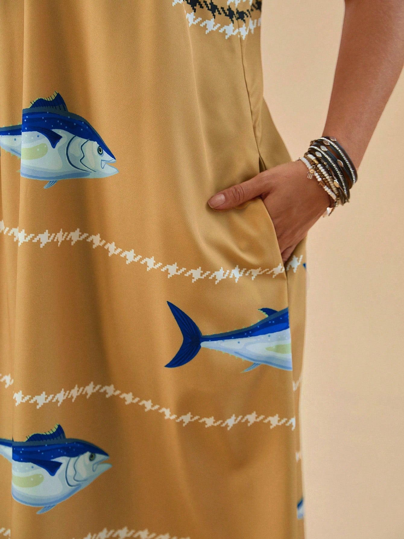 Vestido Longo Plus Size Oceano Dourado