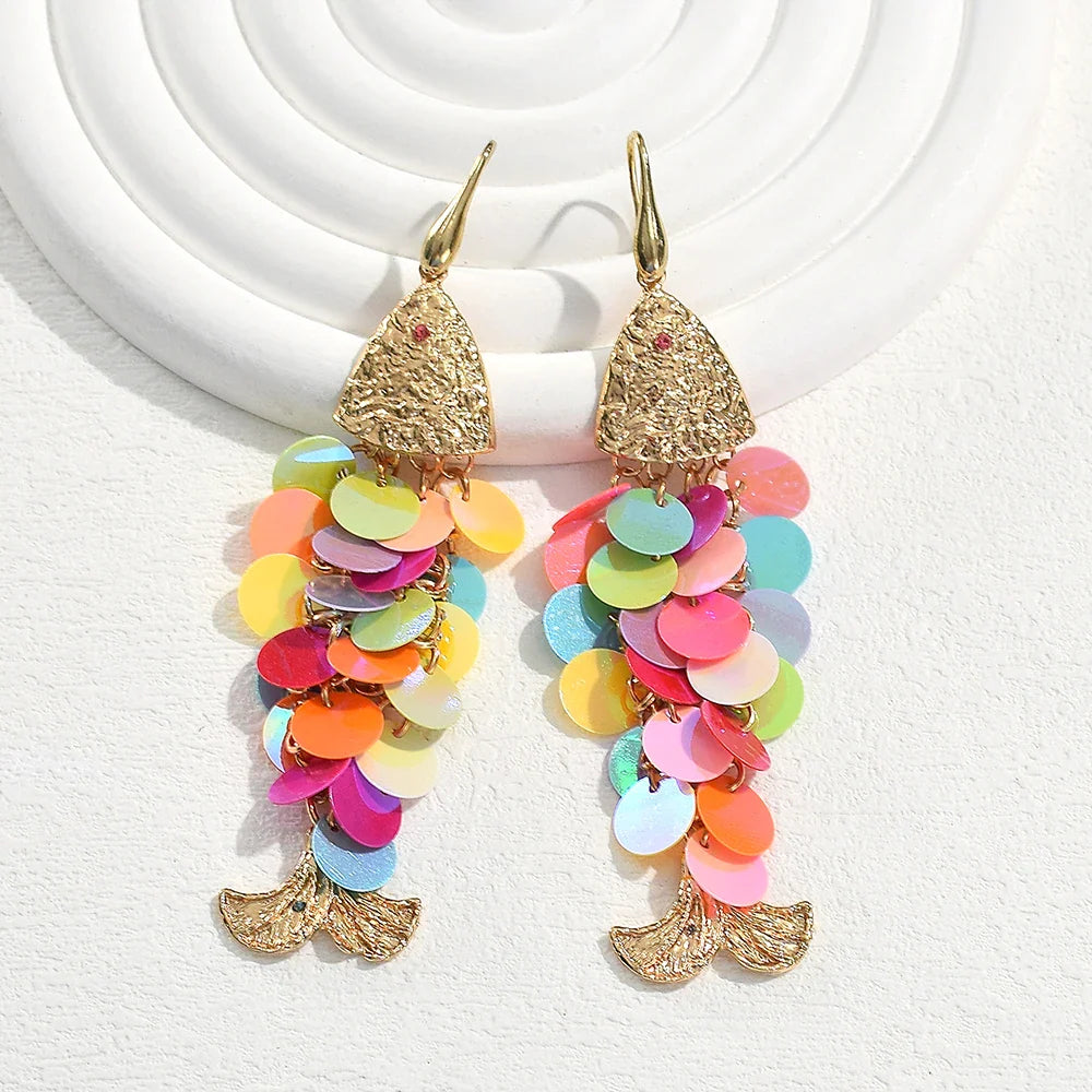 Brincos Peixe Vintage com Conchas Coloridas e Franjas - Estilo Boho Chic