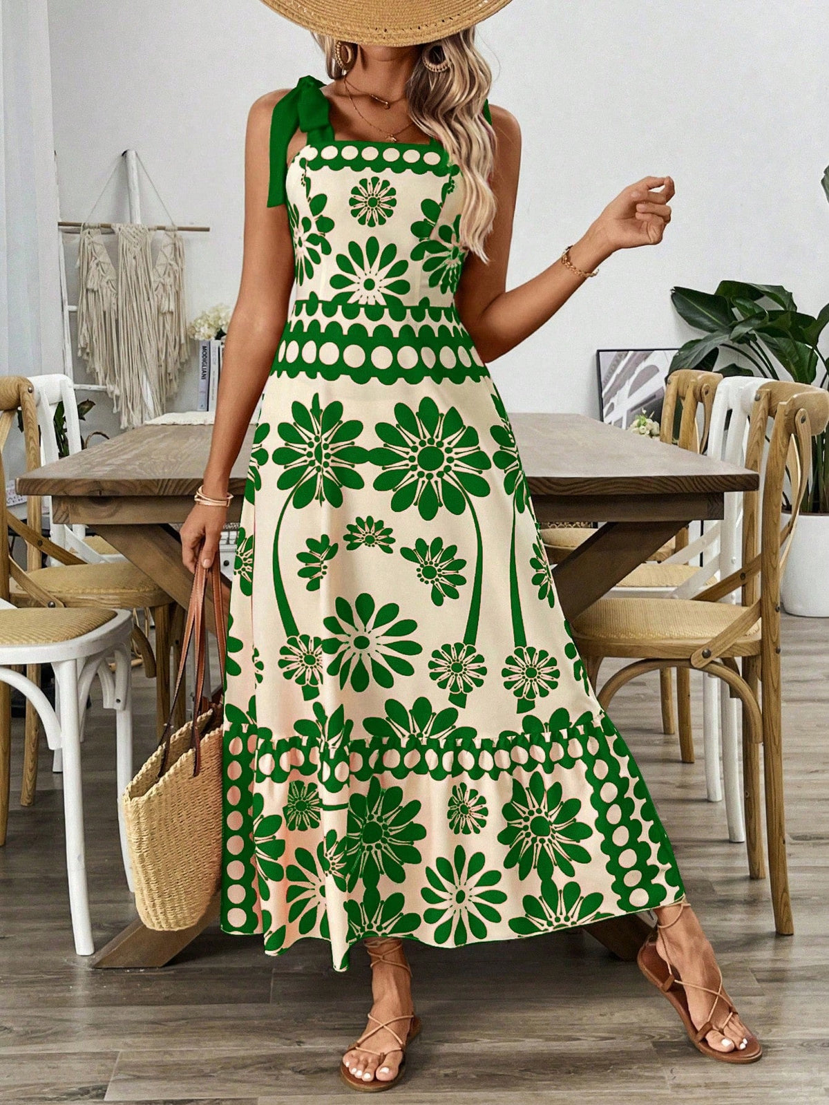Vestido Estilo Vintage com Estampa Floral