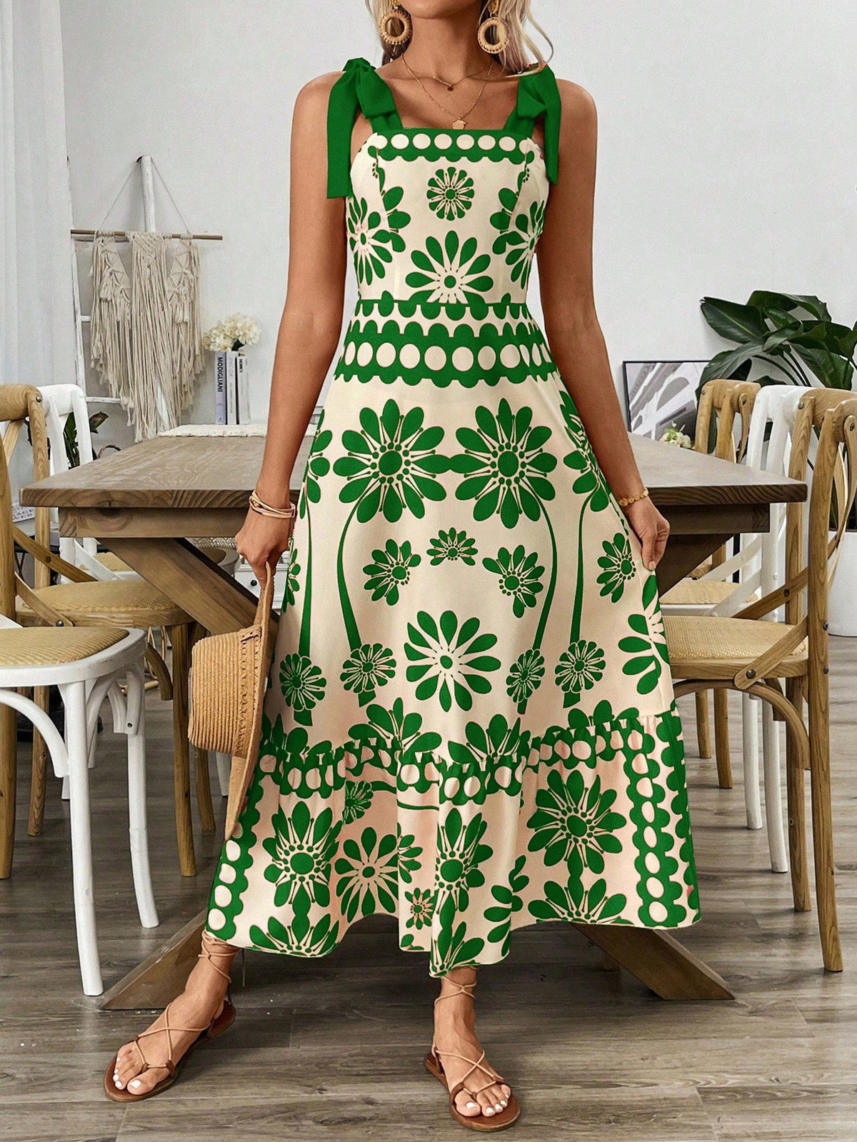 Vestido Estilo Vintage com Estampa Floral