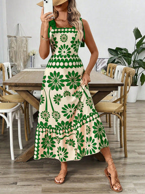 Vestido Estilo Vintage com Estampa Floral