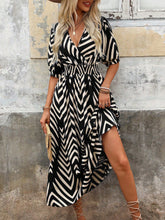 Vestido Longo Casual com Estampa Geométrica