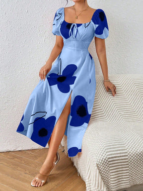 Vestido Floral Elegante com Manga Bufante e Fenda Lateral