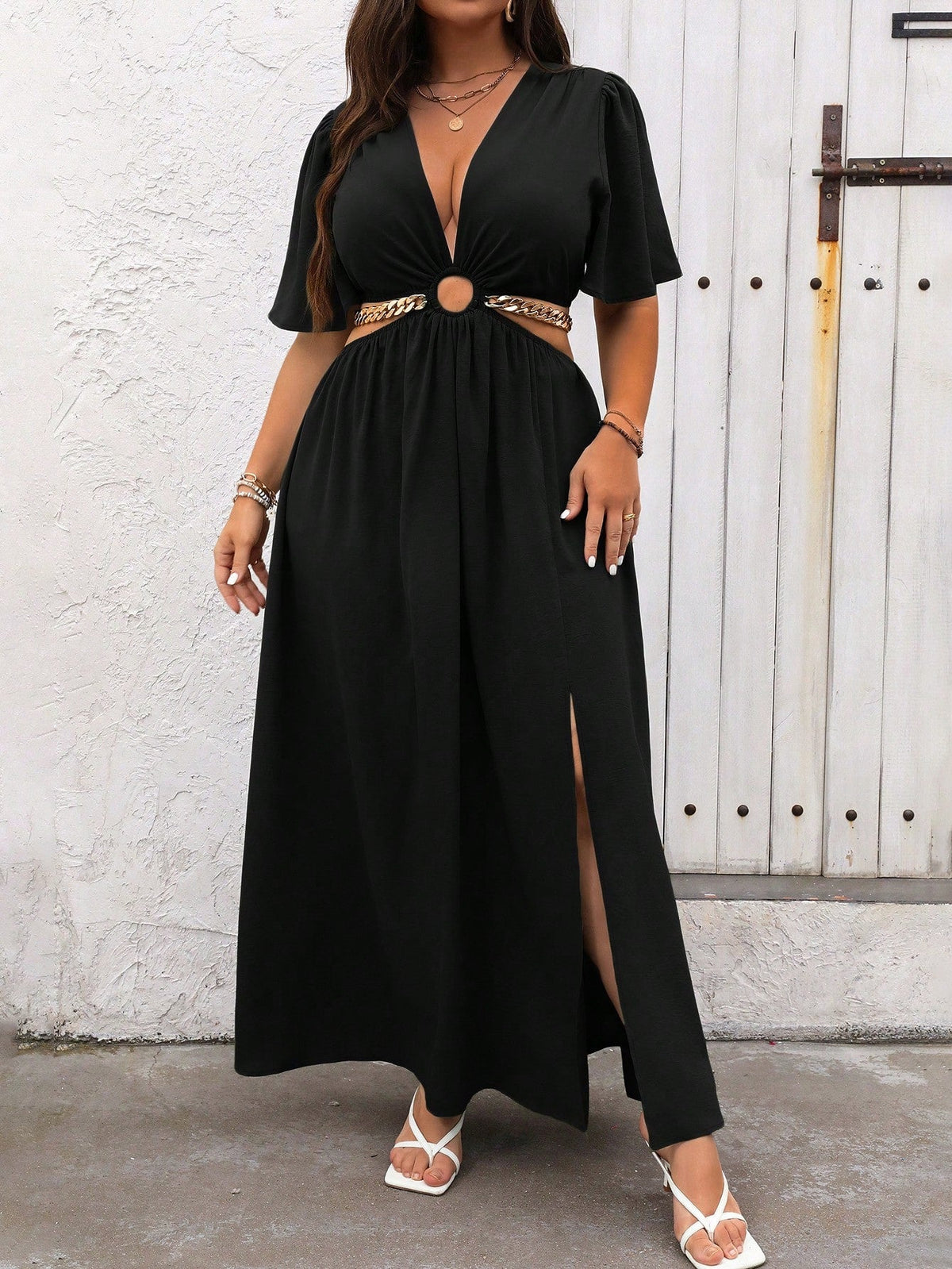Vestido Casual Plus Size Azul Royal com Gola V Profunda