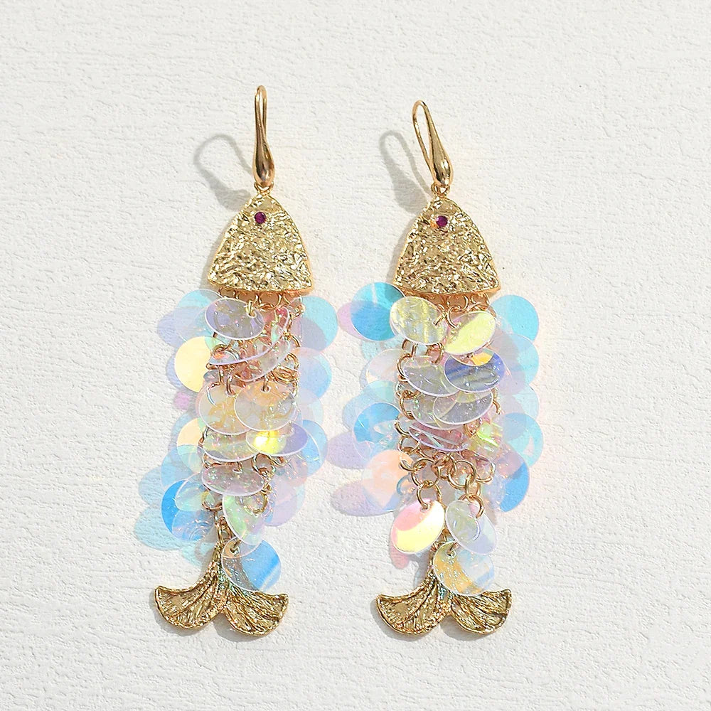 Brincos Peixe Vintage com Conchas Coloridas e Franjas - Estilo Boho Chic